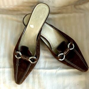Vintage Nine West Kitten Heels.